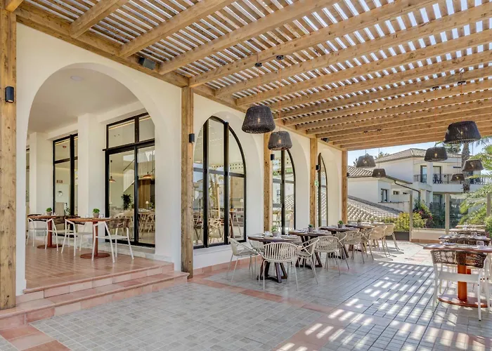 Resort: Impressive Playa Granada Golf