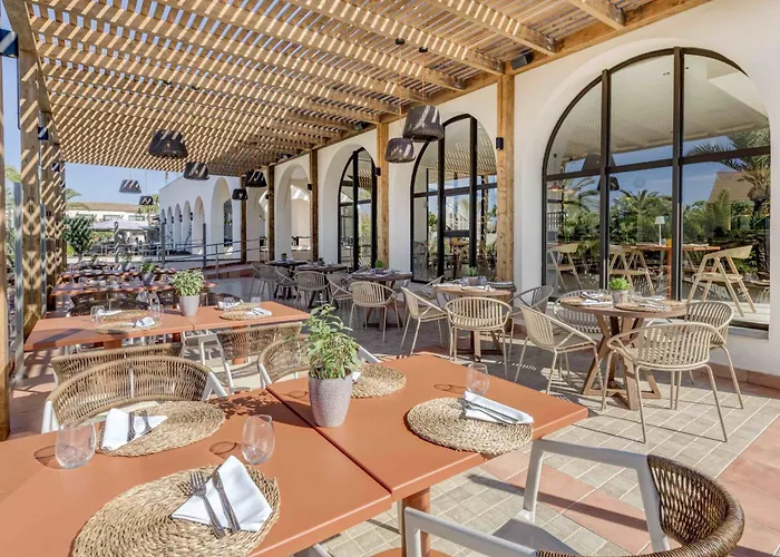 Resort: Impressive Playa Granada Golf